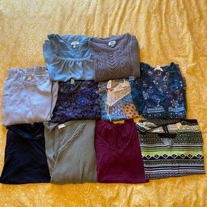 Lot of 10 women’s tops bundle